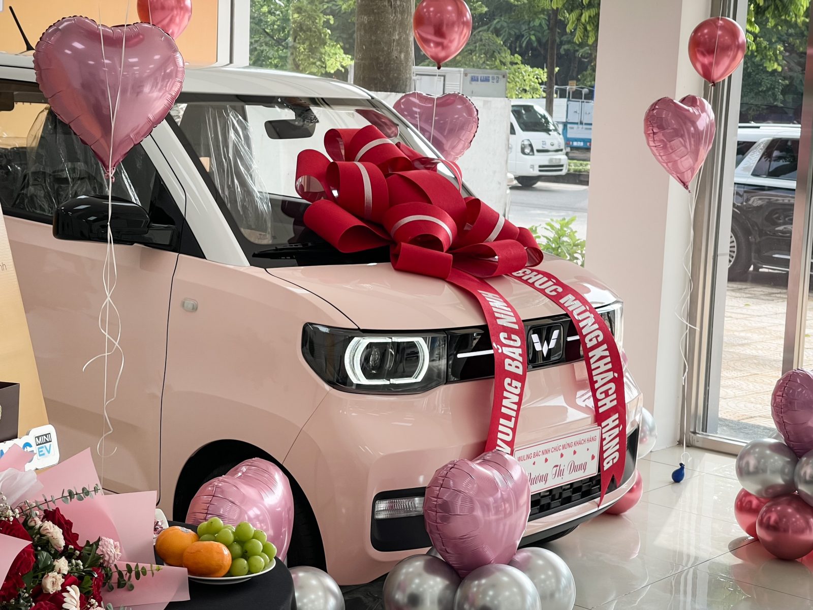 Xe điện của liên doanh GM (Mỹ) – HongGuang MiniEV – món quà ý nghĩa tặng người yêu thương